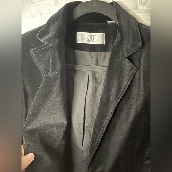 🖤🔥City DKNY Black Blazer/Size 10 - Picture 2 of 5